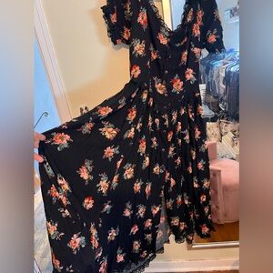 Apart  brand beautiful dress size 14, fits like a 12